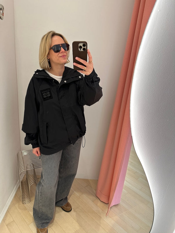Flyweight Nylon Jacket black