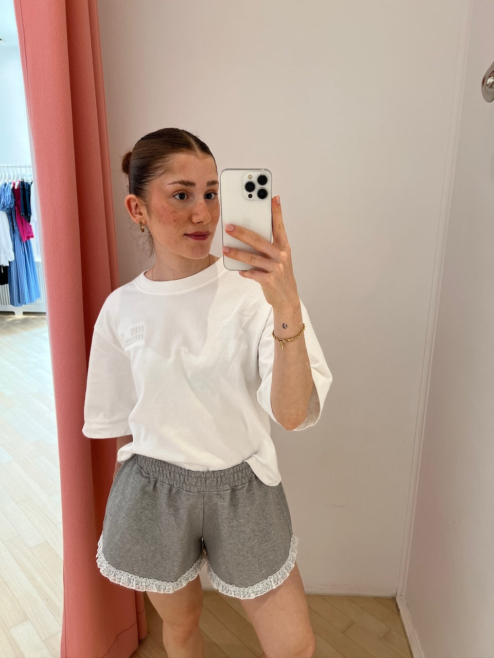Isoli Shorts With Ruffles paloma