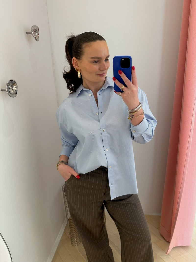 Ava Blouse navy thin stripe