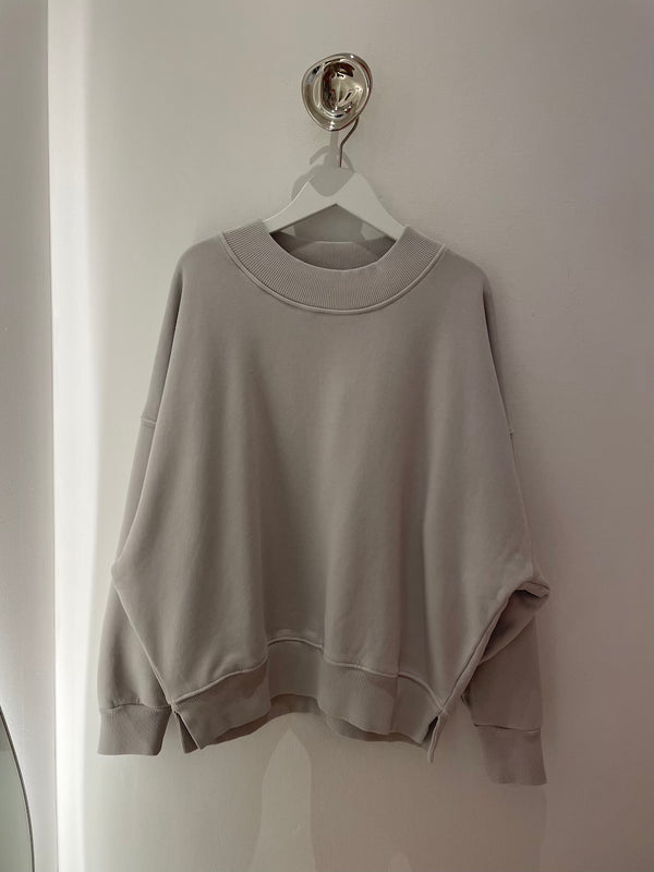 Frankie Crew Sweater stone