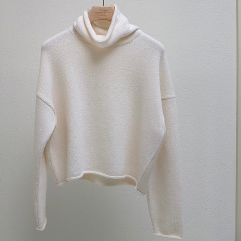 Ira Turtleneck Pullover offwhite