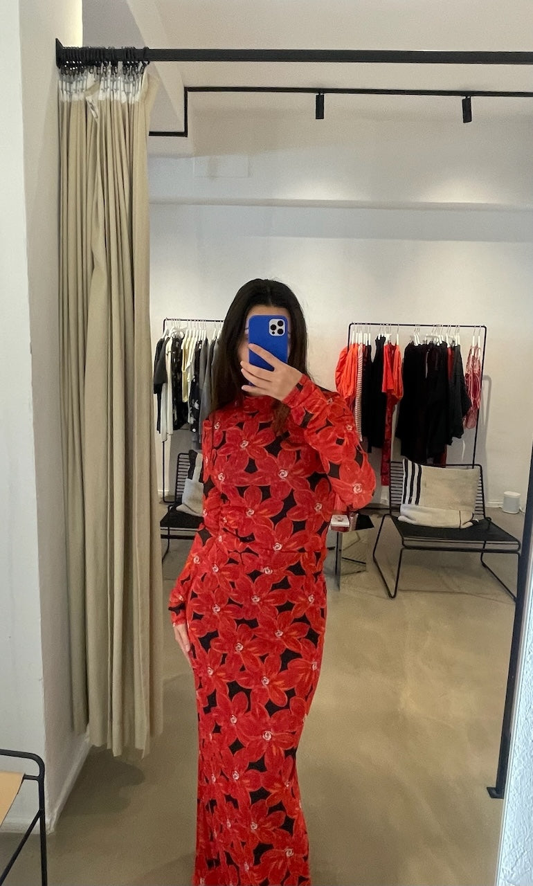 Jane Longsleeve spicy red flower