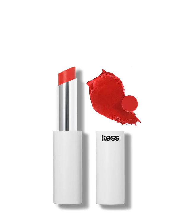 Lipstick poppy red