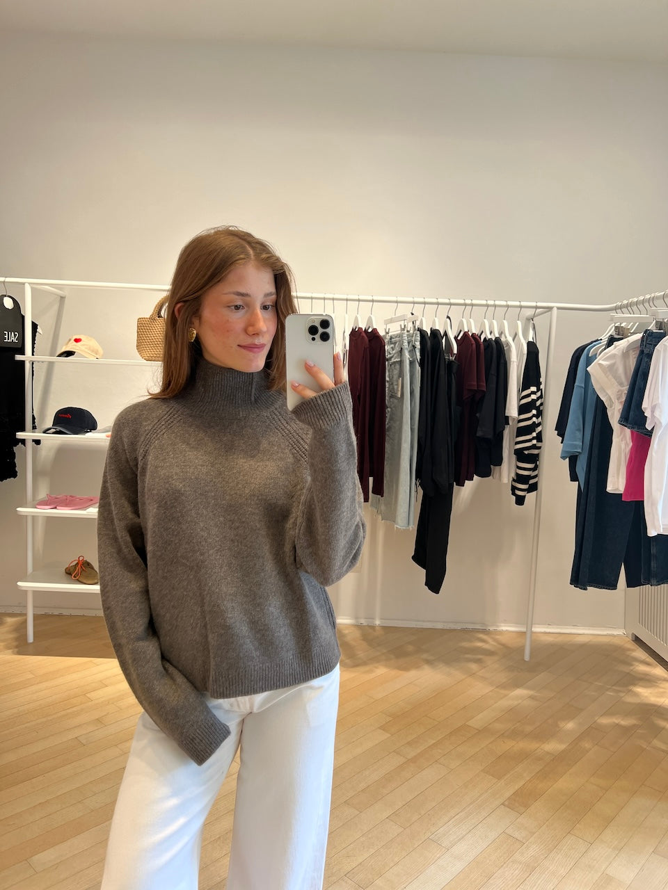 Serena Turtleneck brown