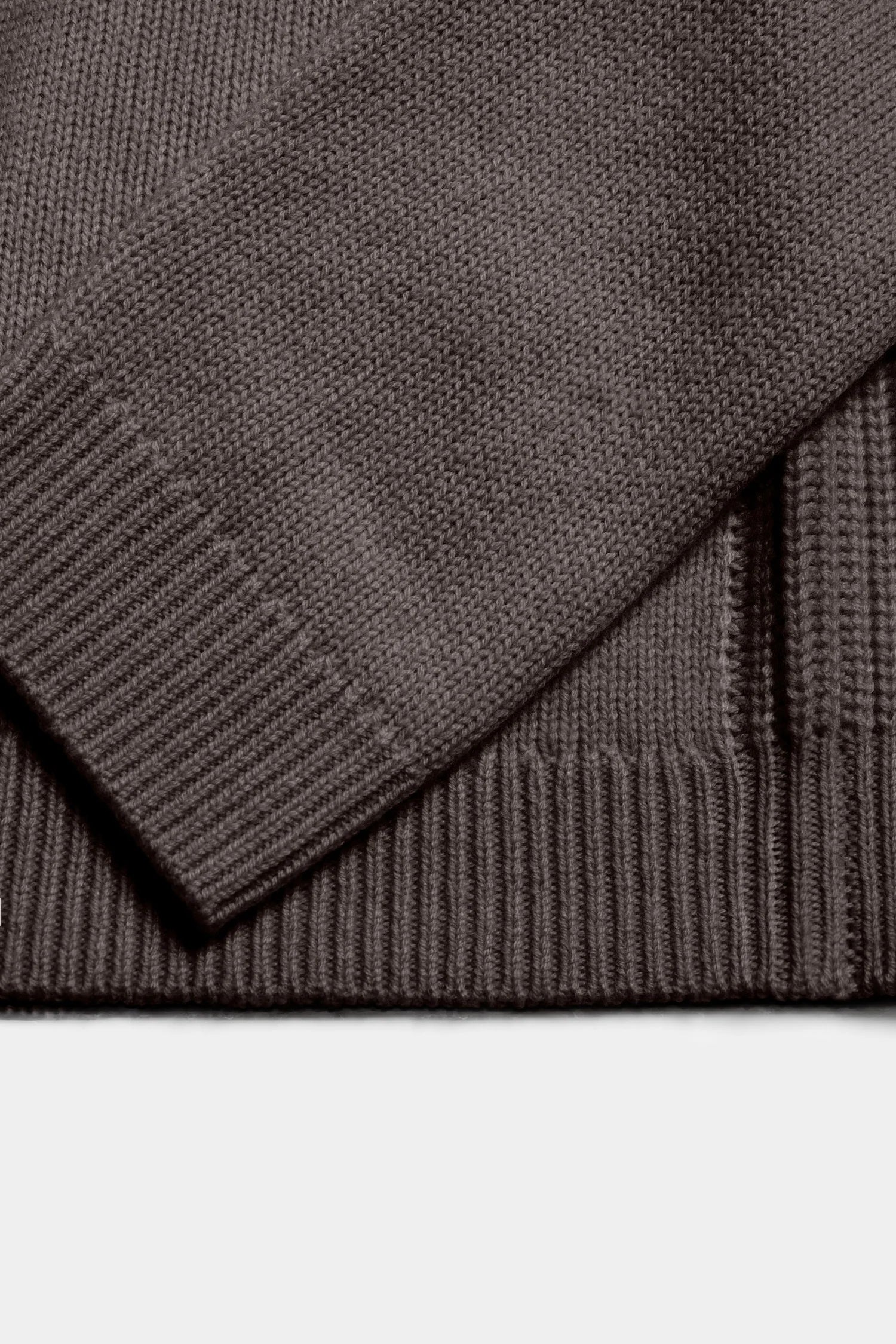 Serena Turtleneck truffle