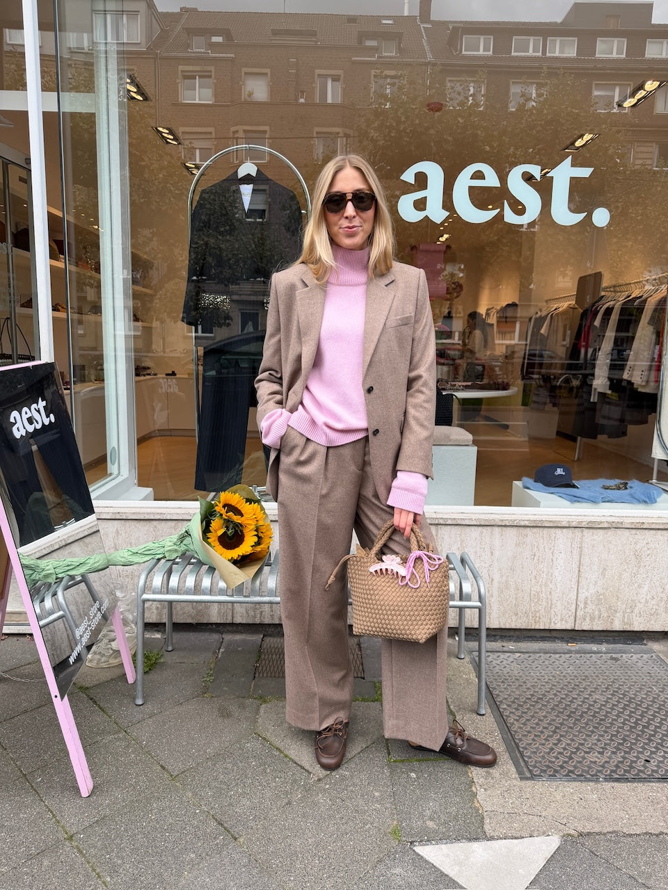 Serena Turtleneck winter rose