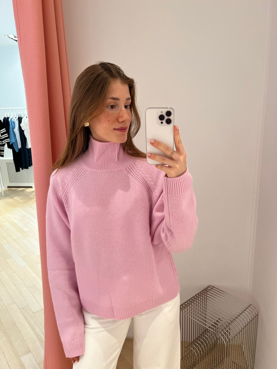 Serena Turtleneck winter rose