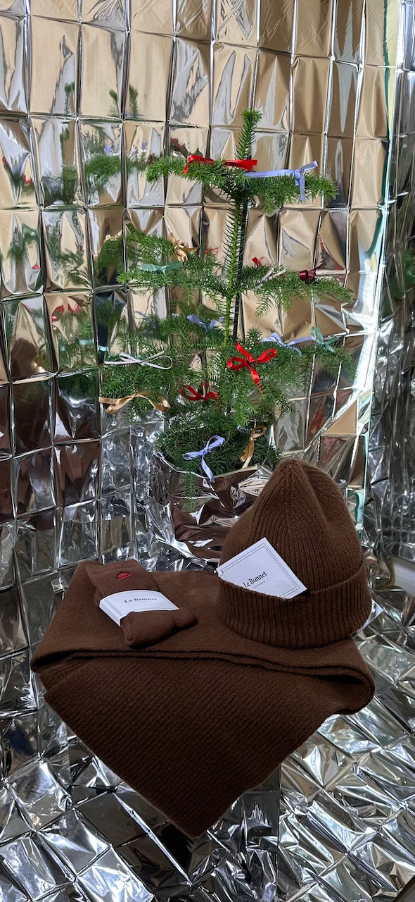 Socks walnut