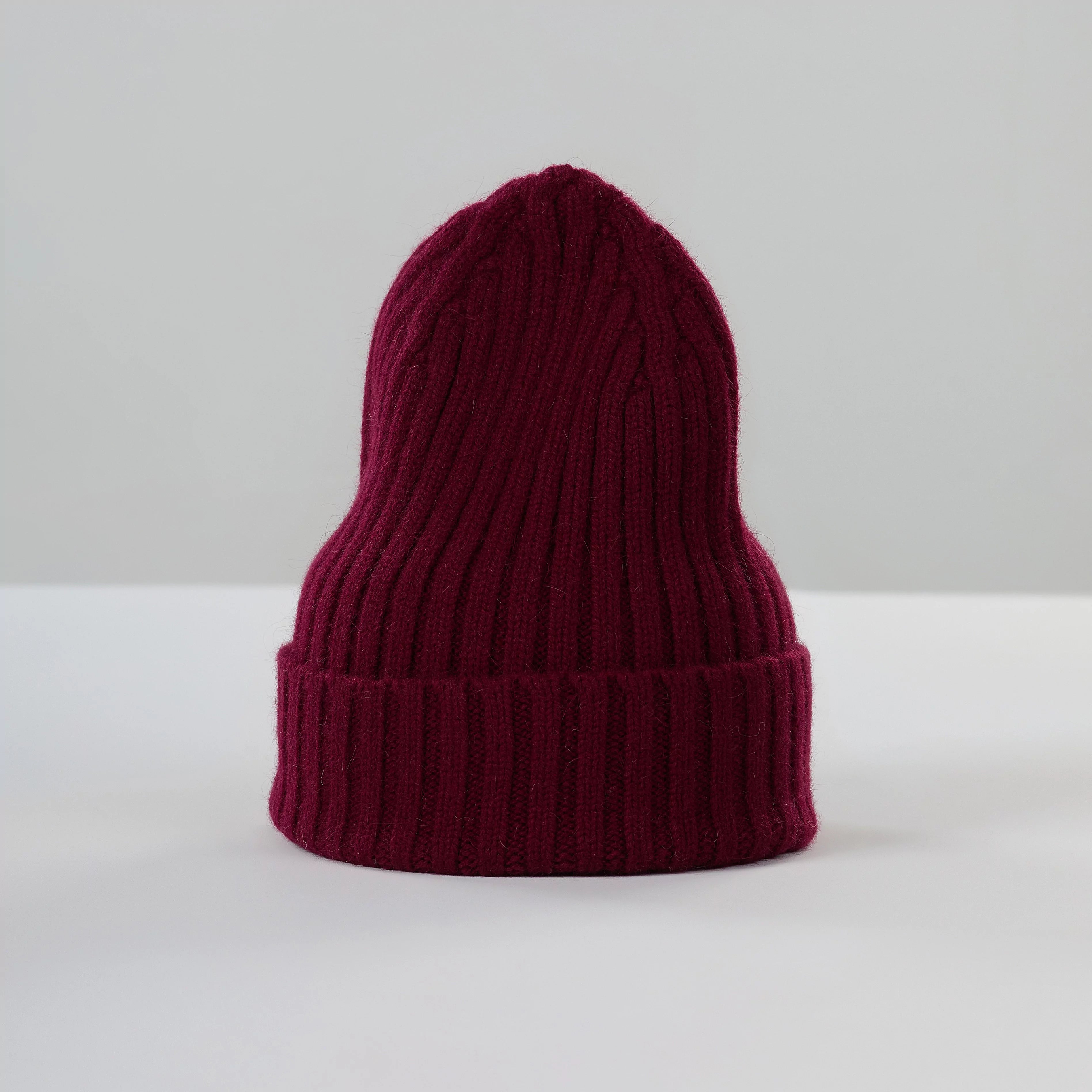 Le Grand Bonnet Beanie wine