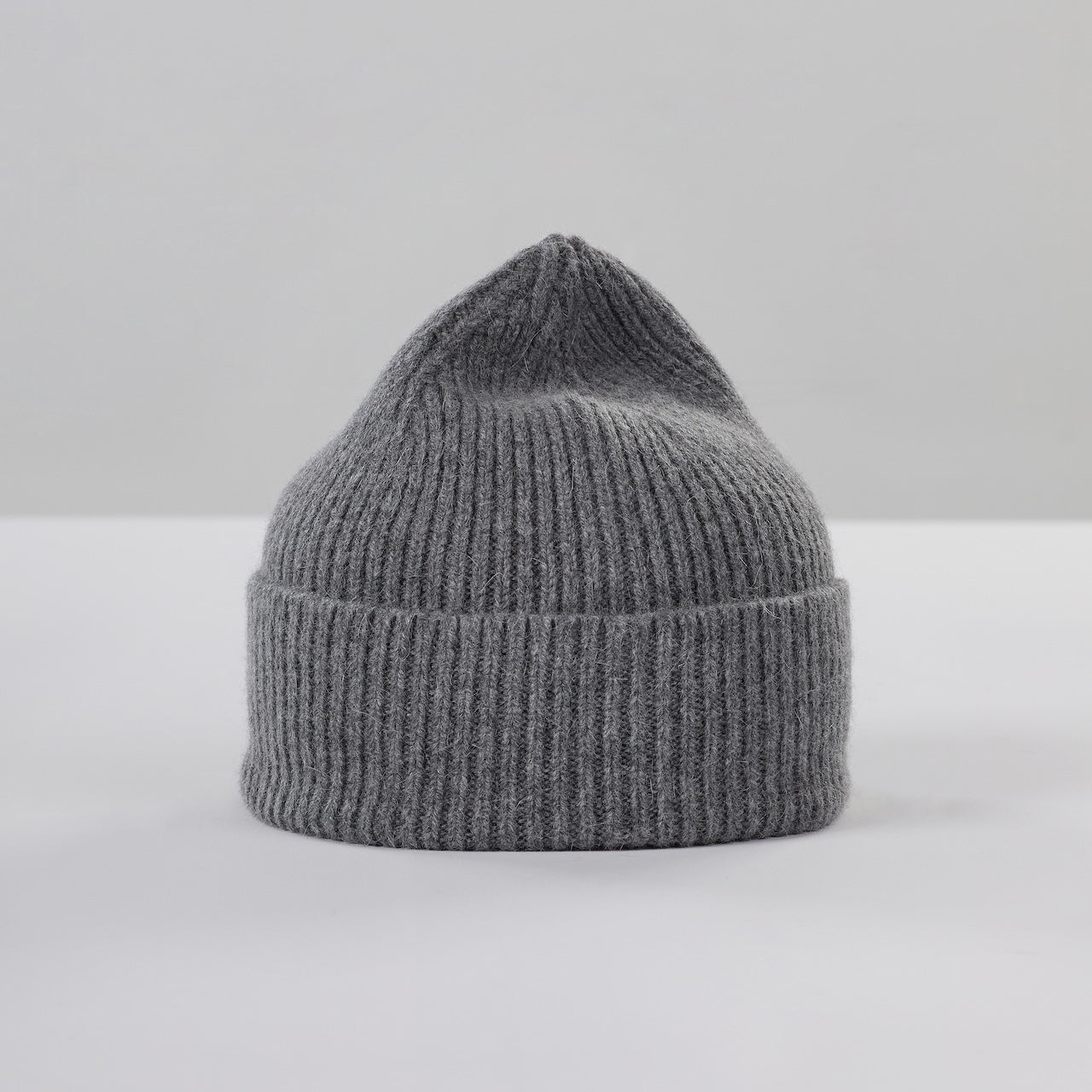 Beanie slate grey