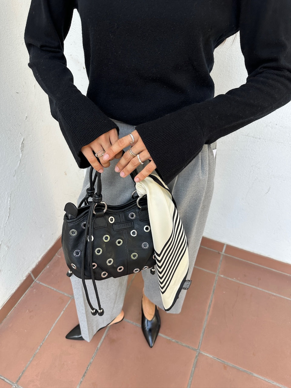 No. 1 Scarf cream/black 65cm
