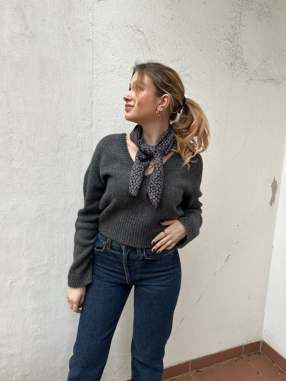 Winter Scarf Leo black & grey