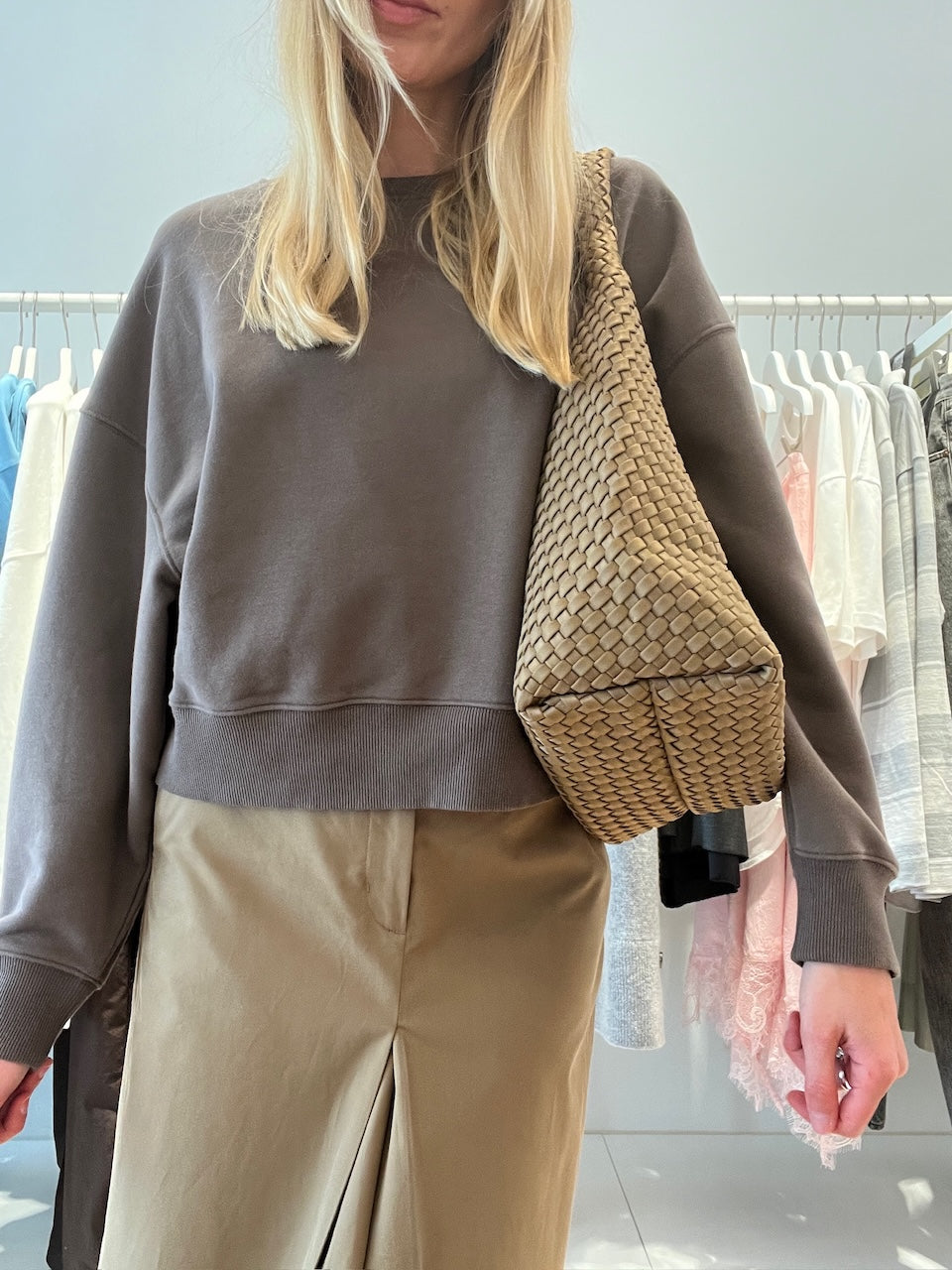 Marrea Large Bucket no tan lines