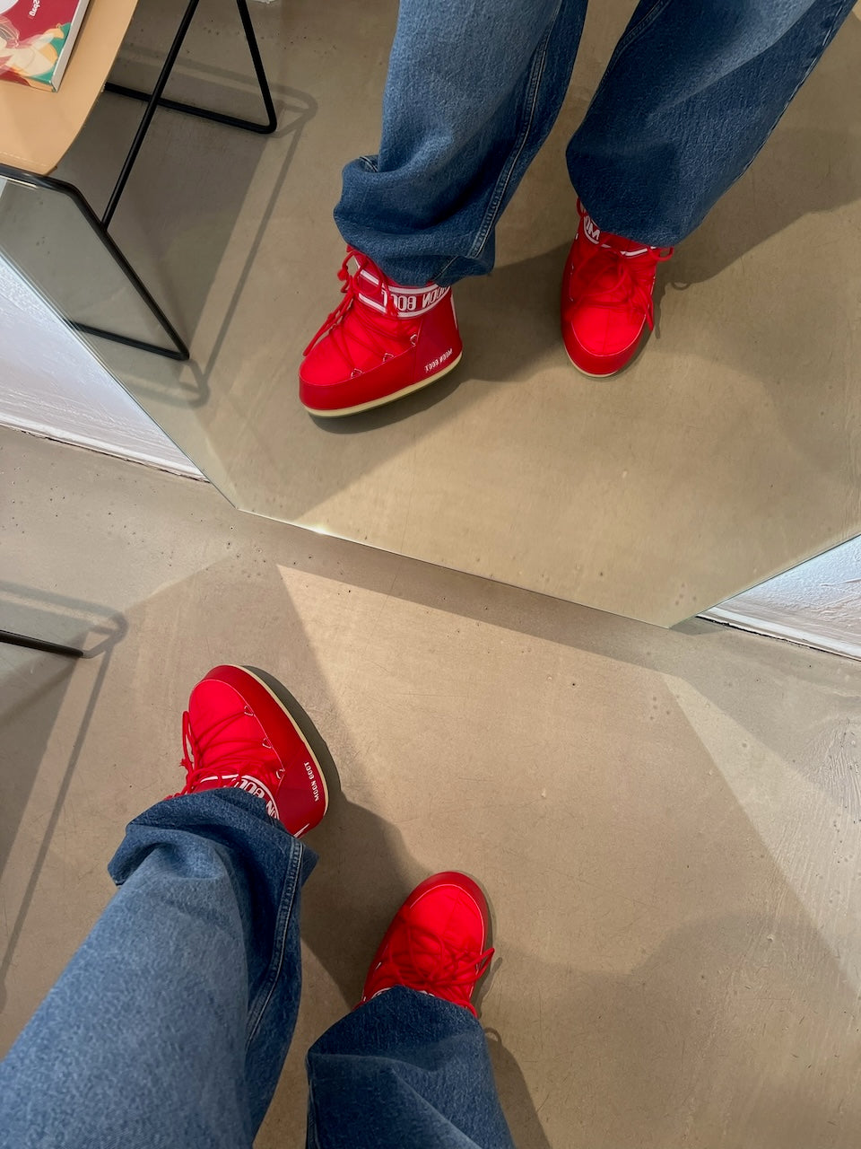 Moon Boot Icon Low Nylon red