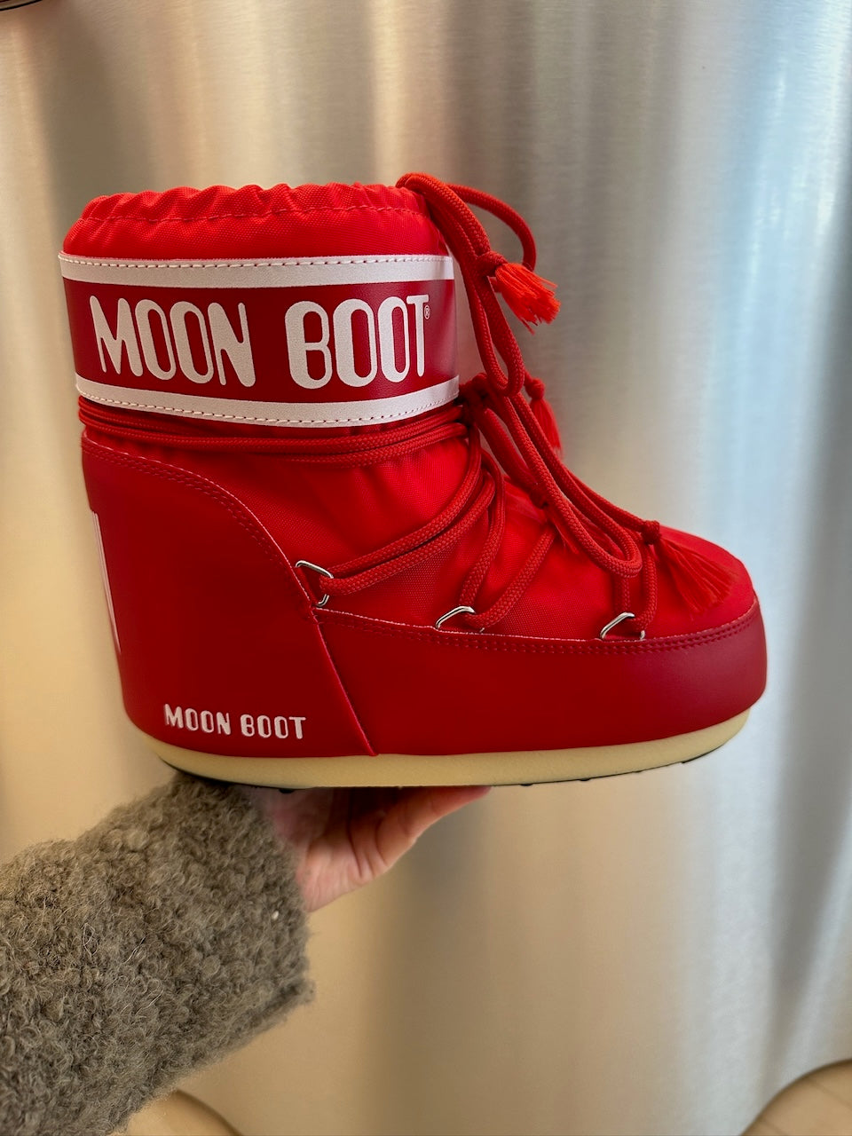 Moon Boot Icon Low Nylon red