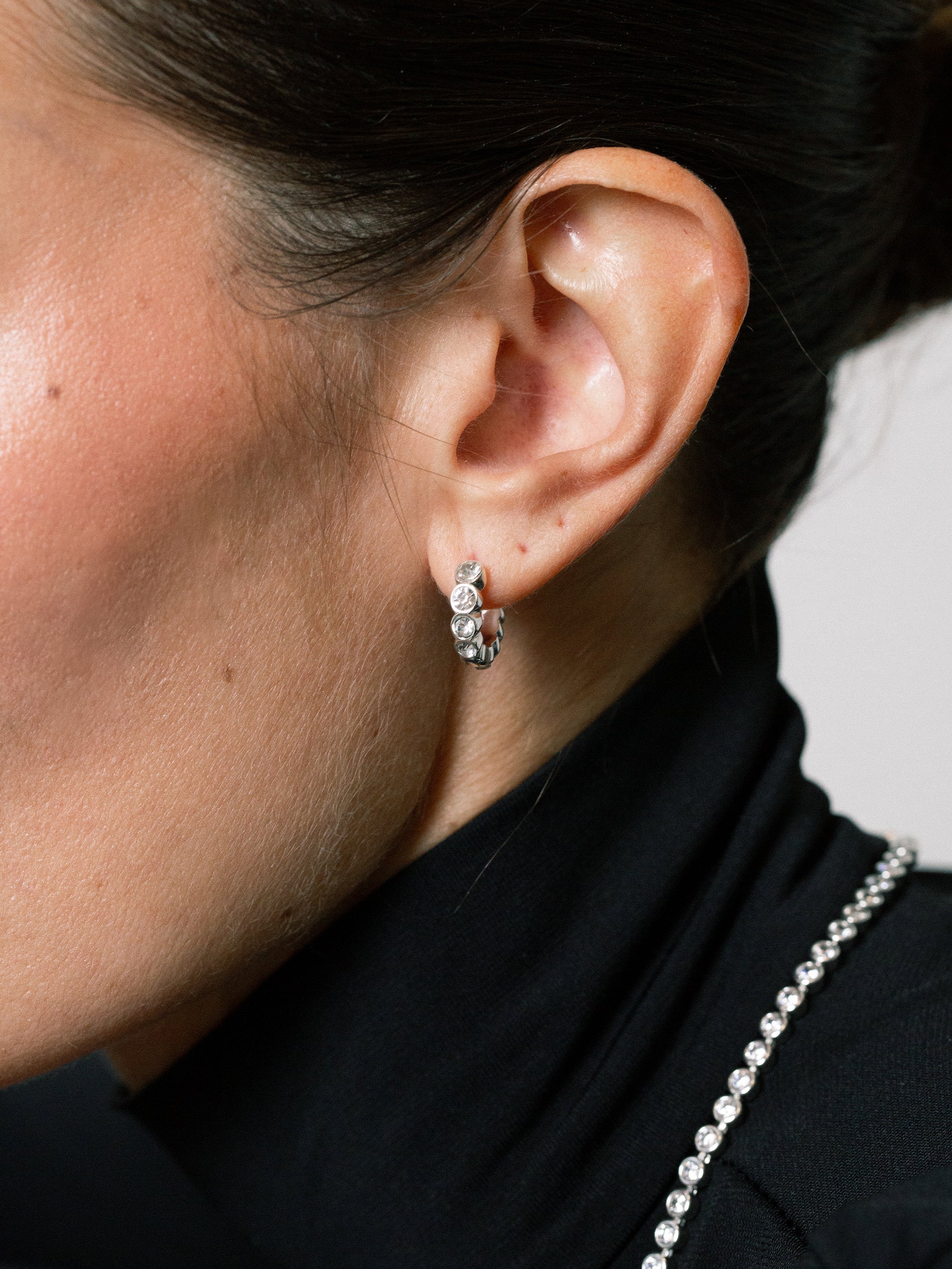 10mm Lotus Huggie silver