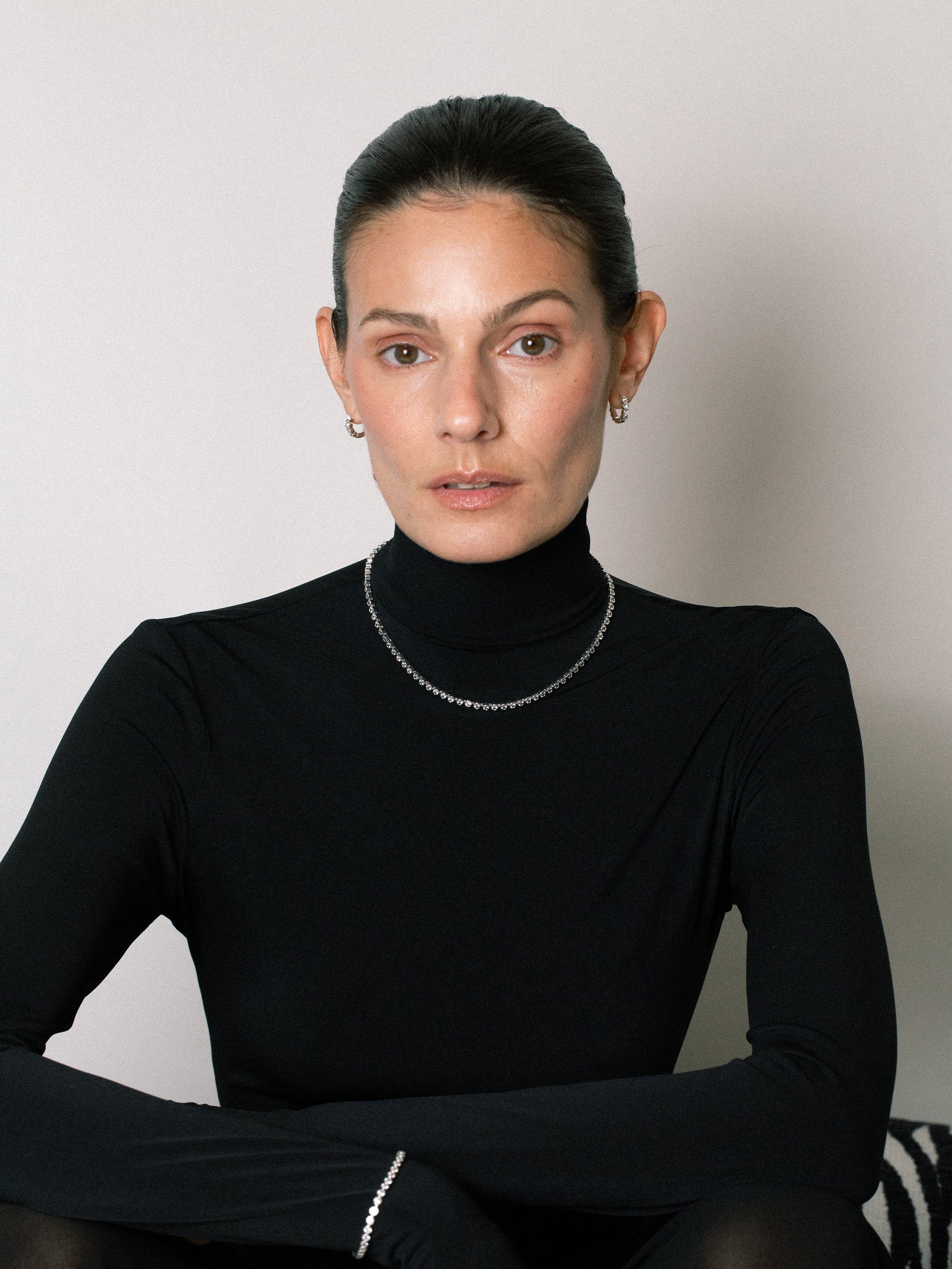 10mm Lotus Huggie silver