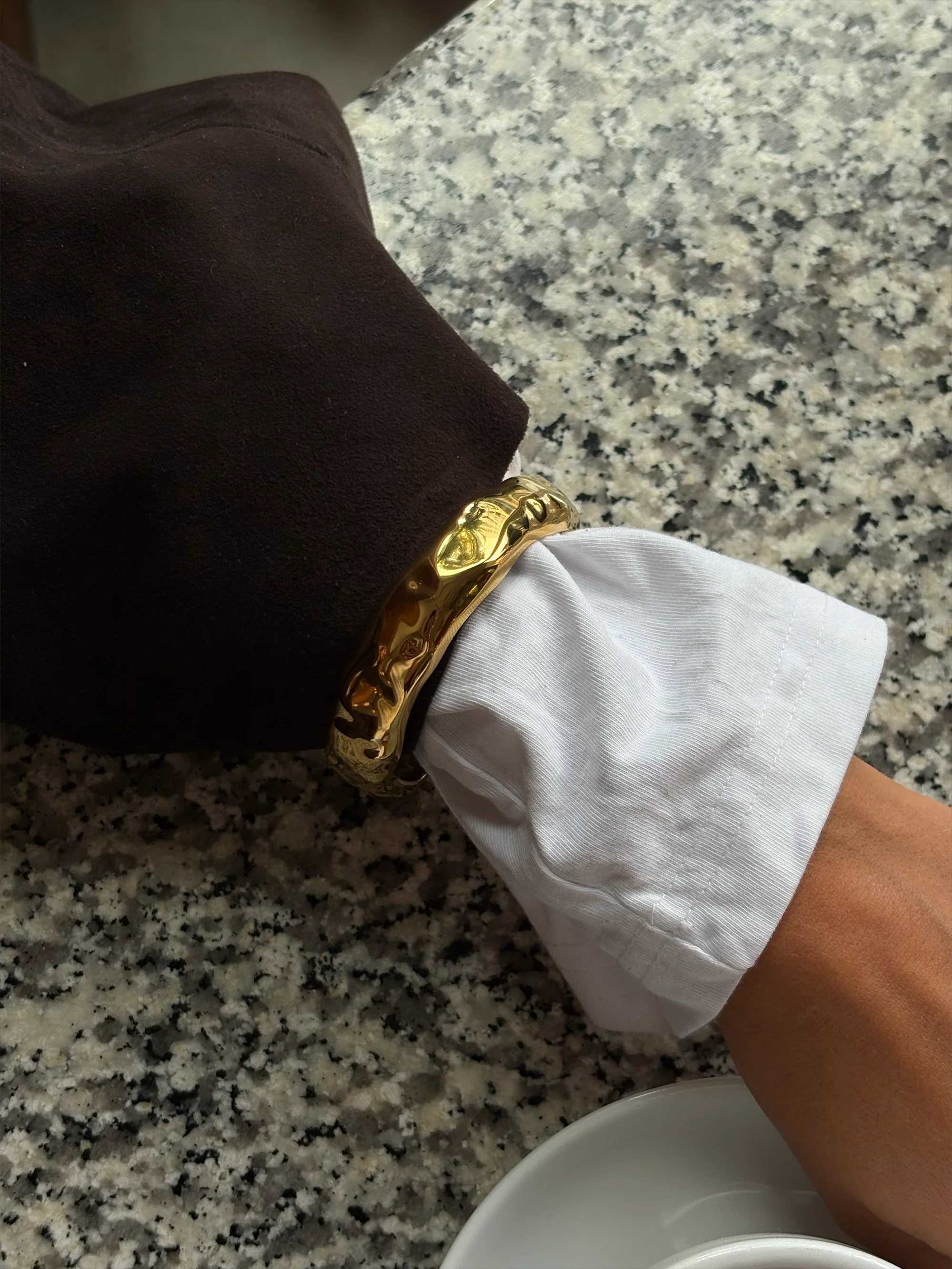 Breeze Bangle Bracelet golden