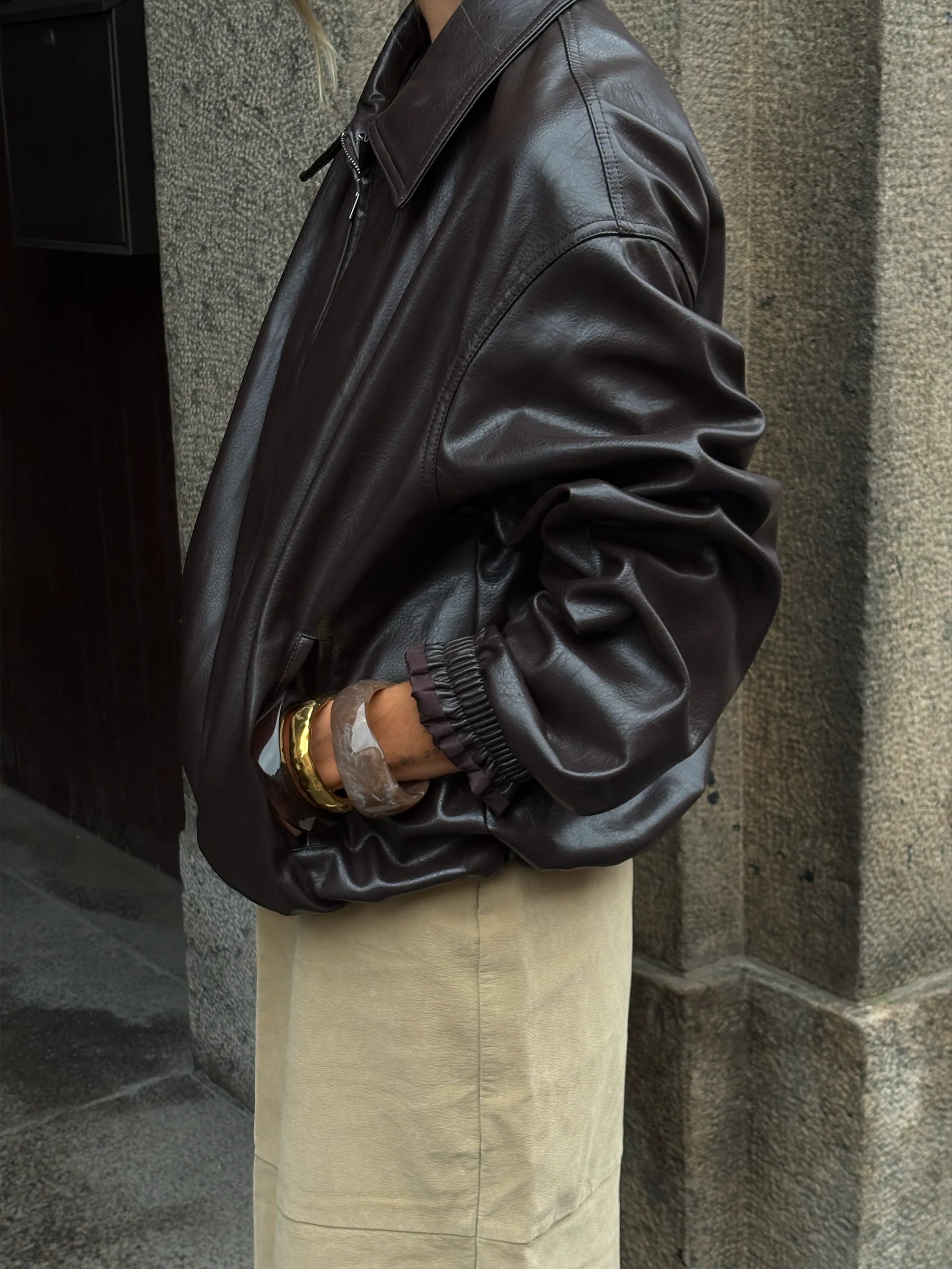 Resin Bangle Bracelet taupé