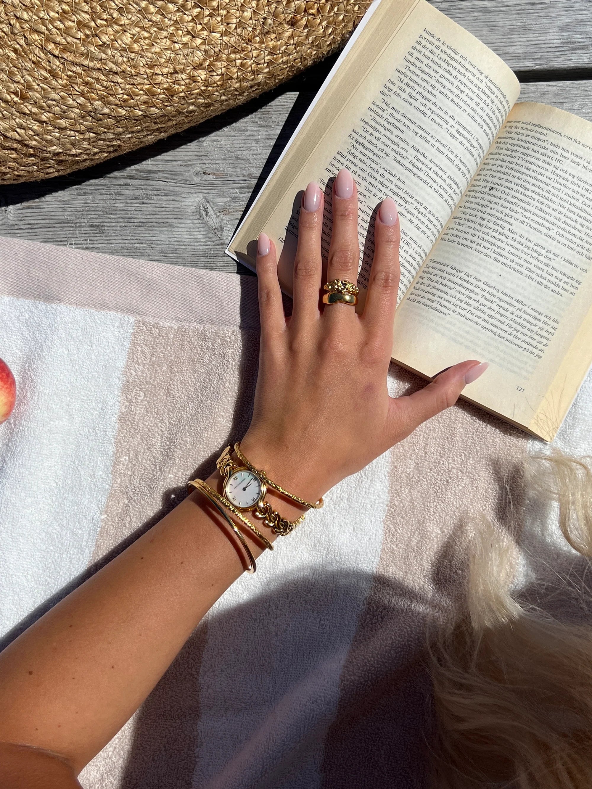 Structured Ring golden