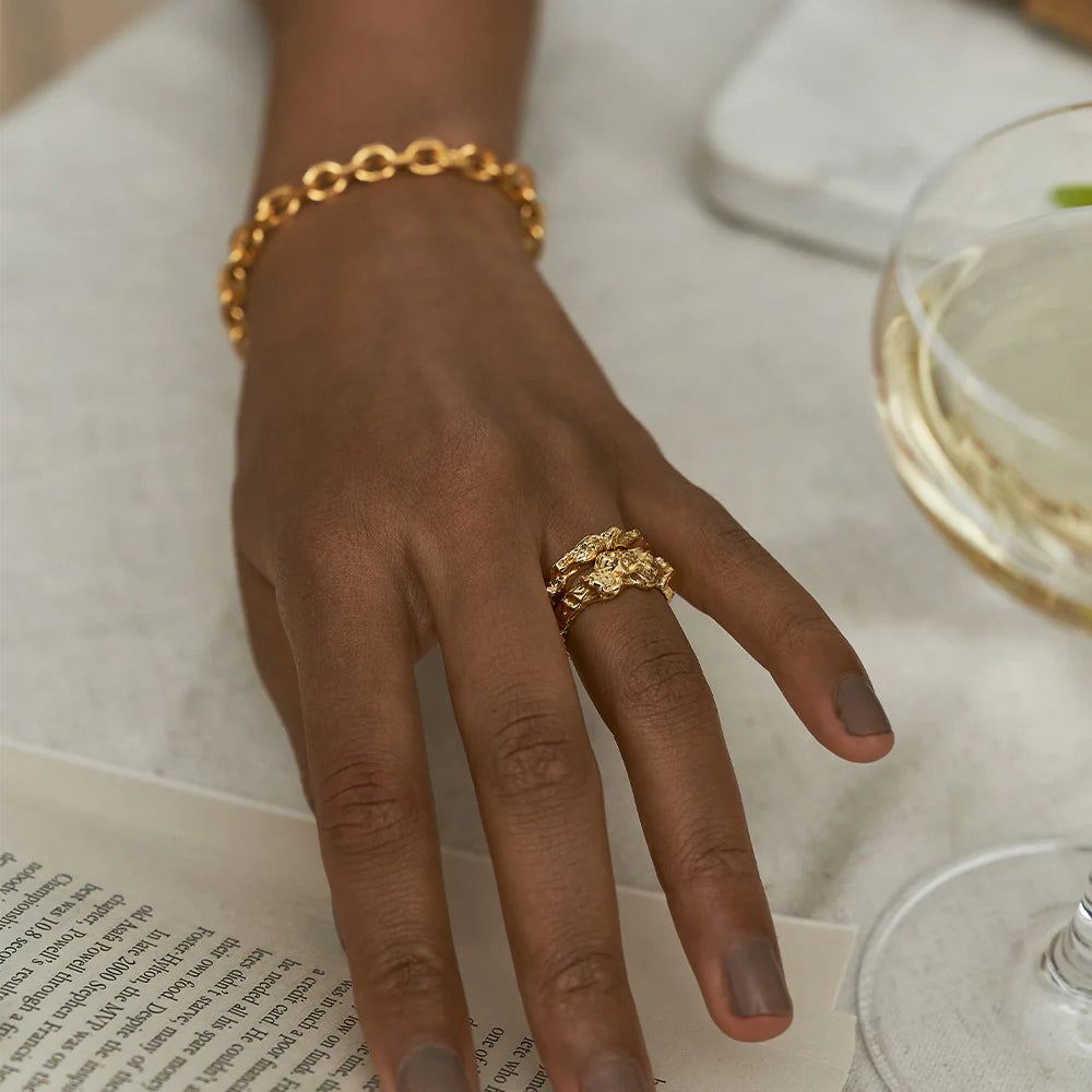 Structured Thin Ring golden