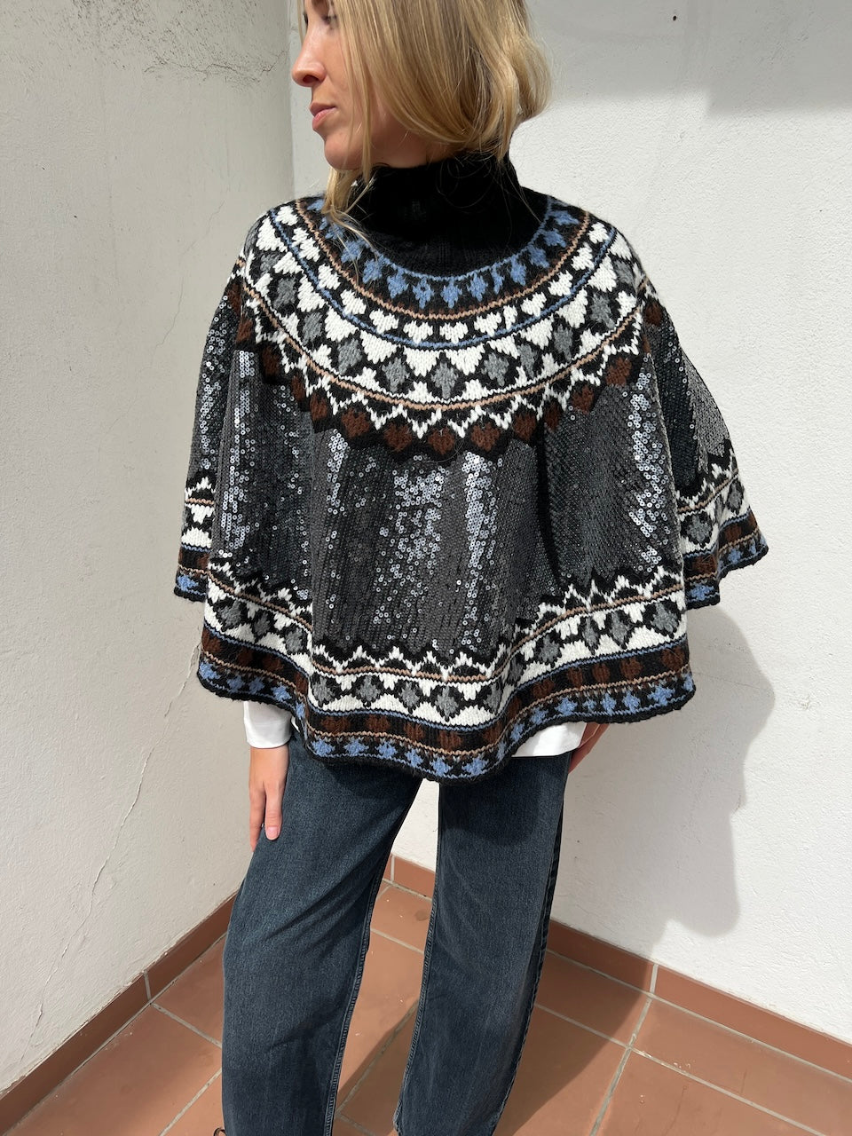 Verst Poncho mix black