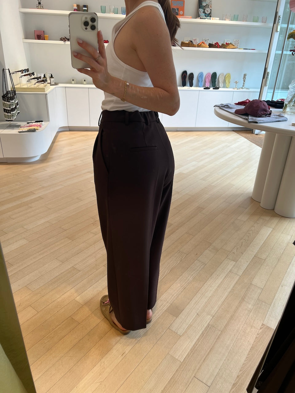 Noa Crop Pants Fluid Cade dark brown