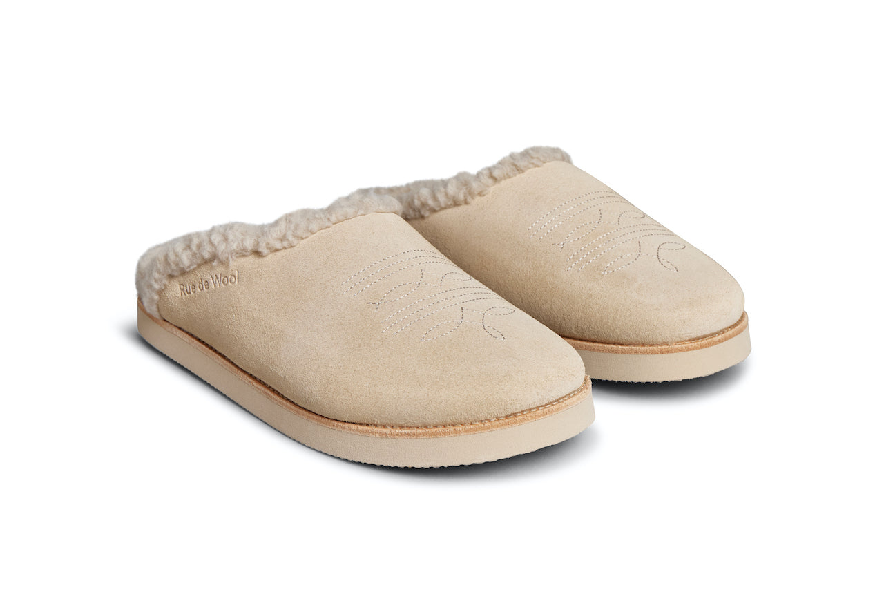 Mules embroidery sand