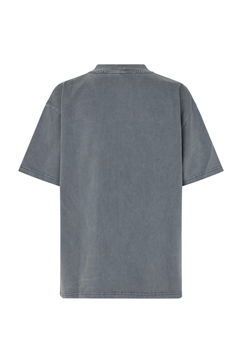 Eira T-Shirt iron gate