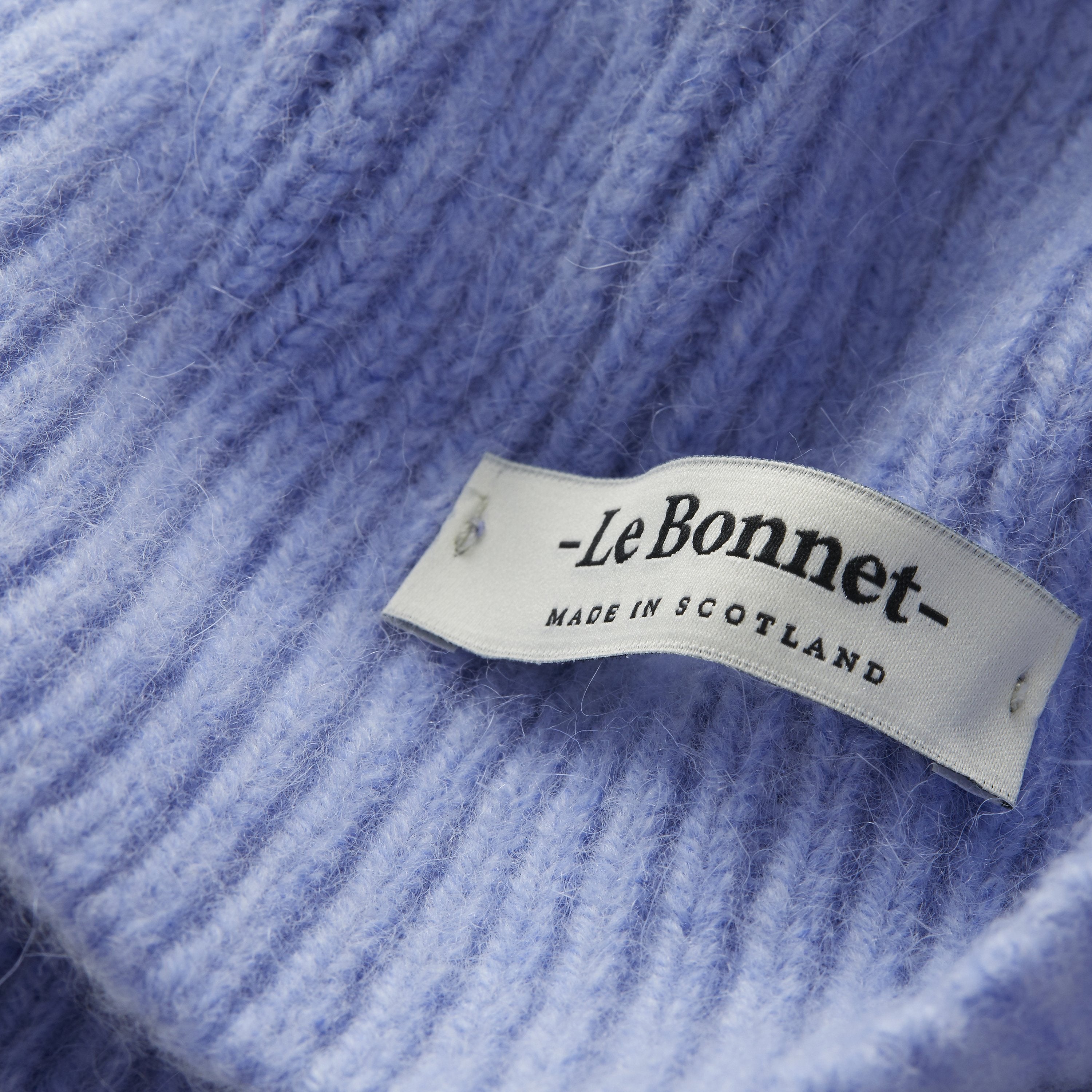 Beanie light blue sky