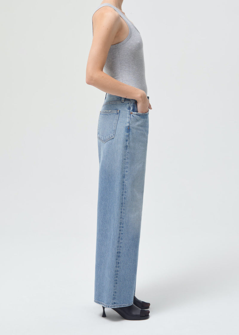 Low Slung Baggy Jeans void