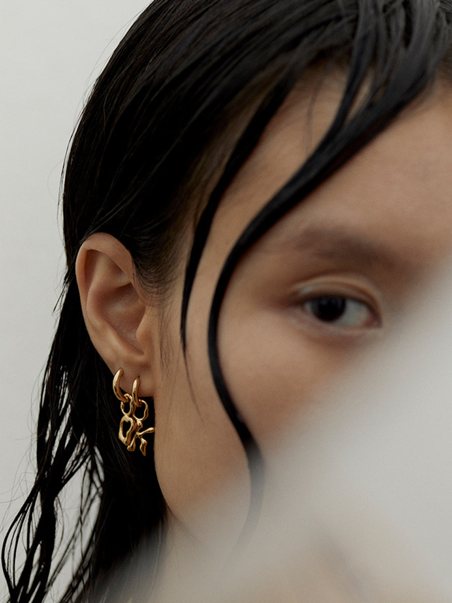 K earrings discount